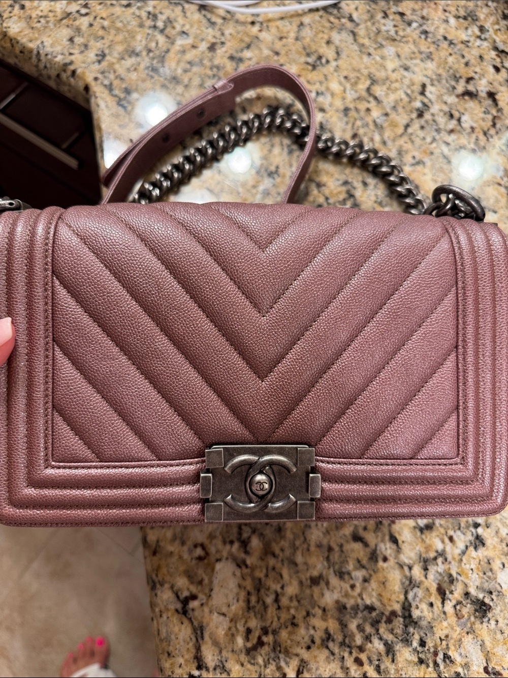 CHANEL Chevron Quilted Shoulder Bag in Mauve Pink
